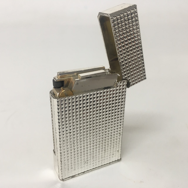 CIGARETTE LIGHTER, Diamond Patterned Zippo